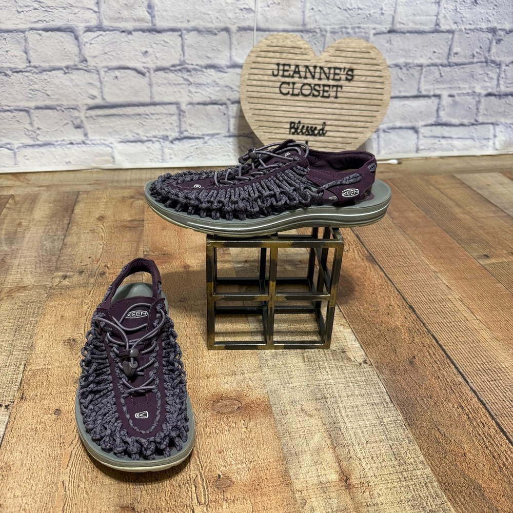 Keen Sandals Uneek Sneaker Paracord Bungee Sporty Hiking Multicolor plum 11